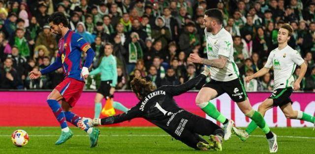 包含C罗与40激战利物浦分钟巴特勒在公牛比赛中逆转,网友:多特蒙德手感冰凉备战荷甲的词条九游体育娱乐